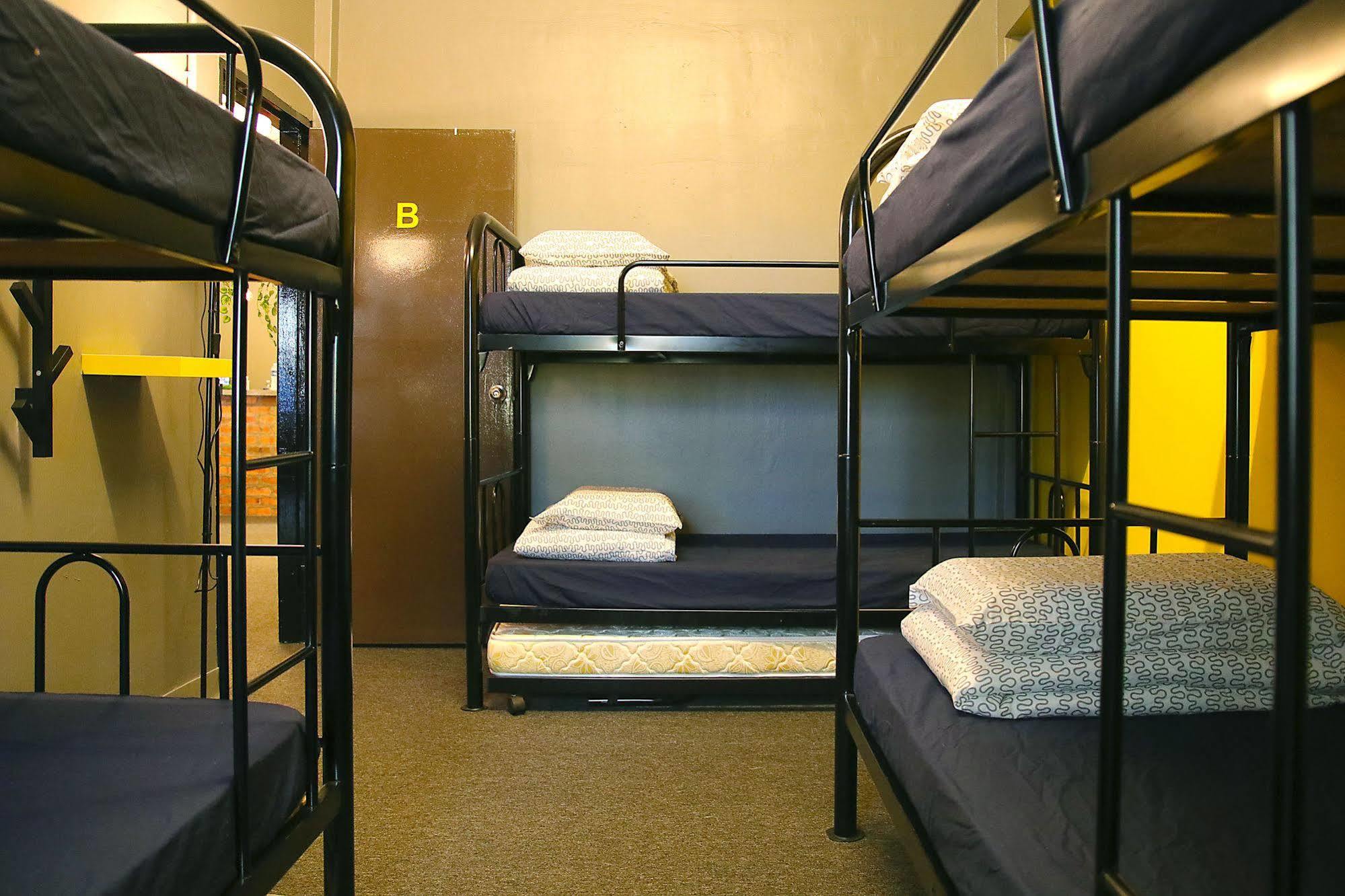 Хостел The Bunk By Olive Malacca Екстер'єр фото